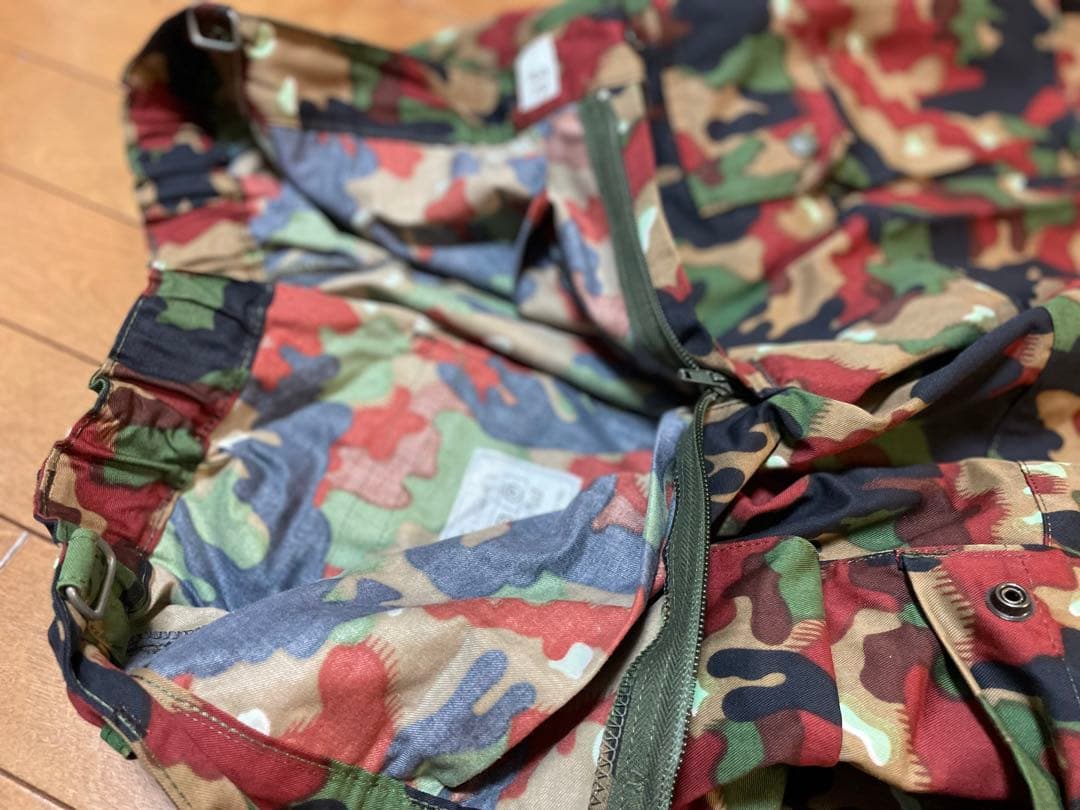 実物　スイス軍　ミリタリー ジャケット　パンツ　上下セット　サバゲー