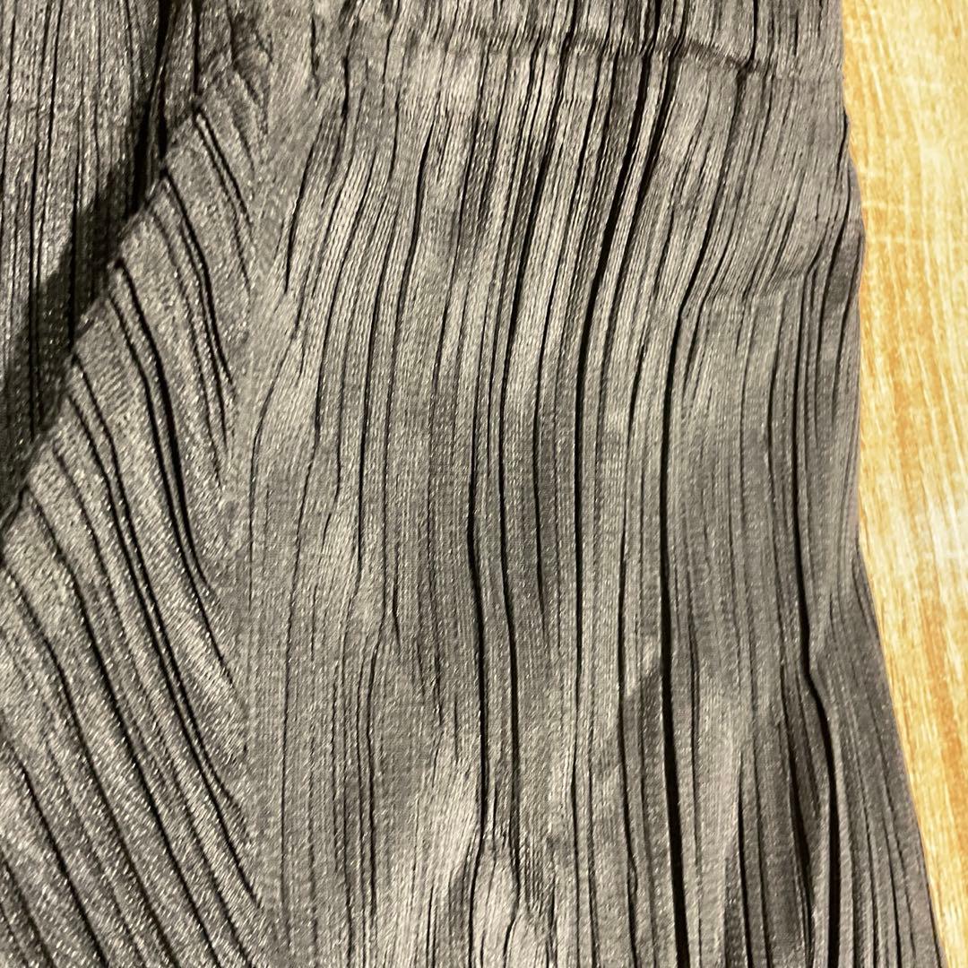 プリーツプリーズ　イッセイミヤケ　変形パンツ　バルーン　ブラック　日本製