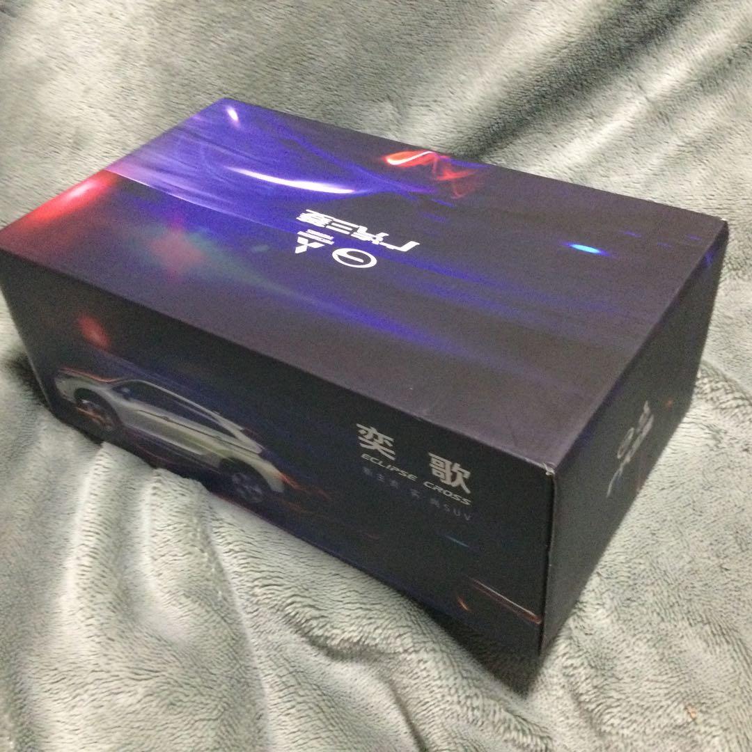 三菱エクリプスクロス　1/18 稀少品ミニチュアカー　ECLIPSE CROSS