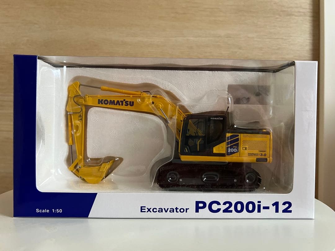 Komatsu PC200i-12 ミニカー 1/50