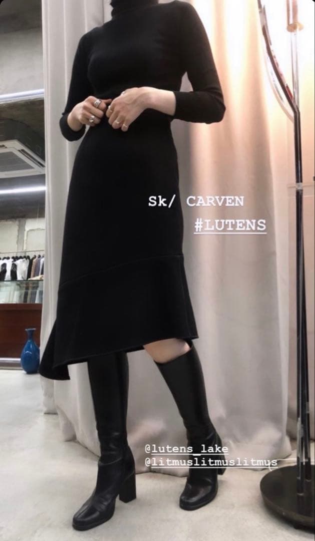 CARVEN ブラックタイトスカート 36