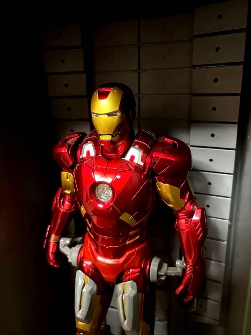 1/6 アイアンマン マーク7 ホールオブアーマー ダイキャスト製 フィギュア