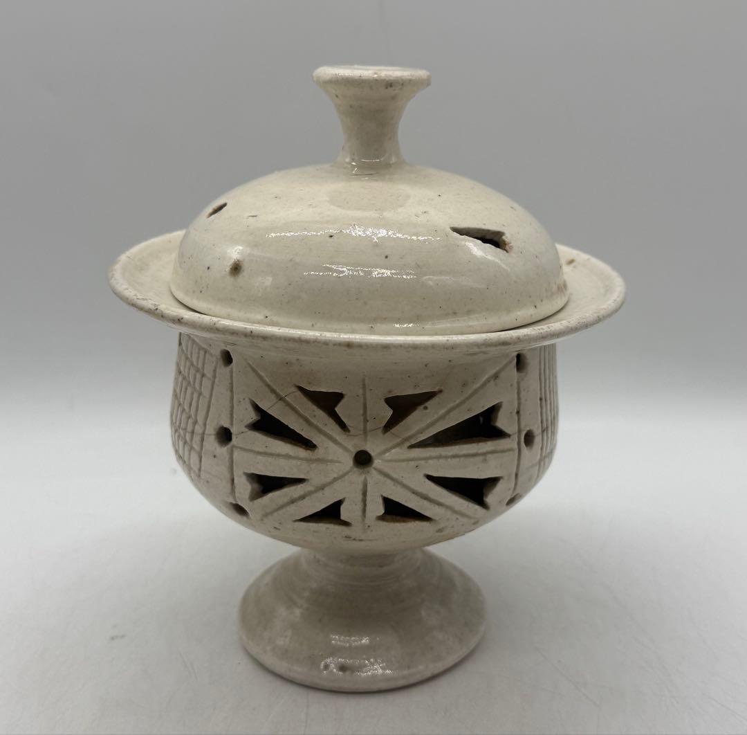 李朝　白磁　透かし彫香炉　アンティーク　送料込み251224