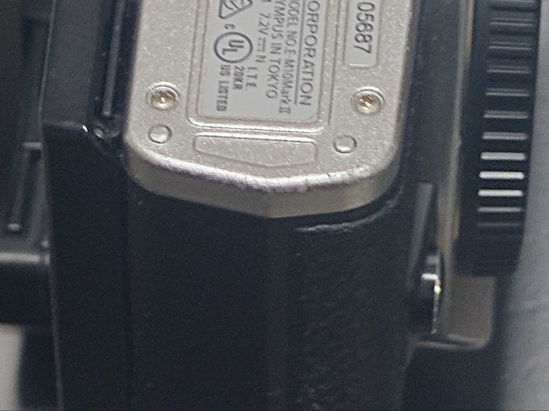 OLYMPUS OM-D E-M10 Mark II　ダブルズームレンズキット