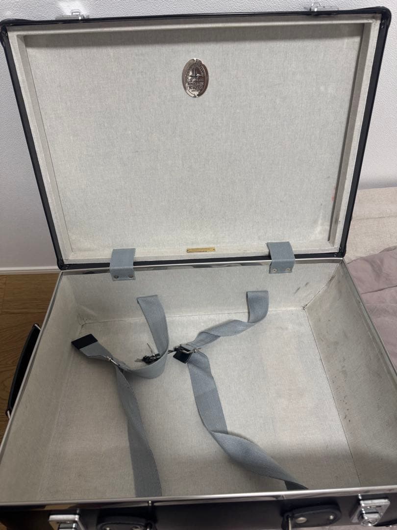 早いもの勝ち　美品　グローブトロッター センテナリー　18インチ　ブラック