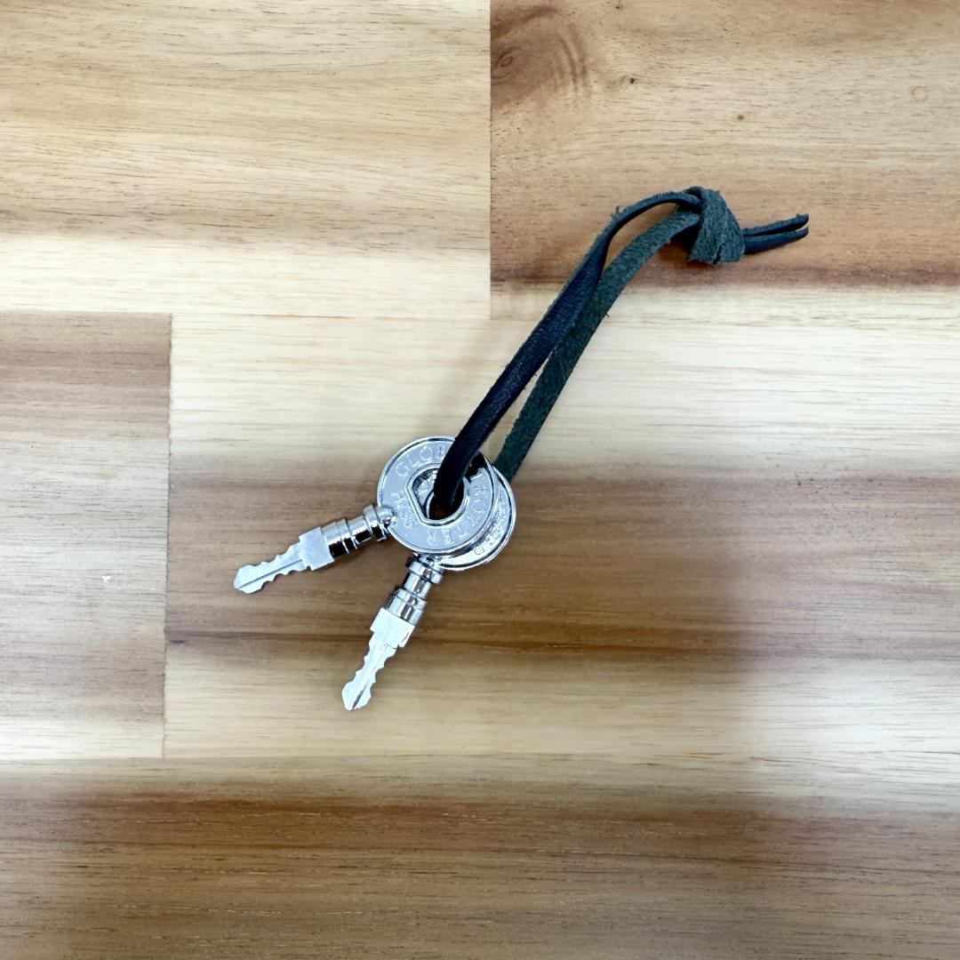 M5242 グローブトロッター ヴァルカンファイバー×レザー トラベルケース