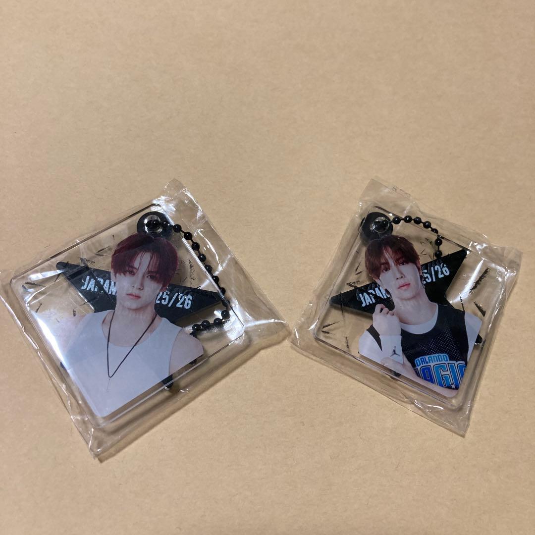 n.ssign会場限定キーホルダー カズタ　ソンユン　２点