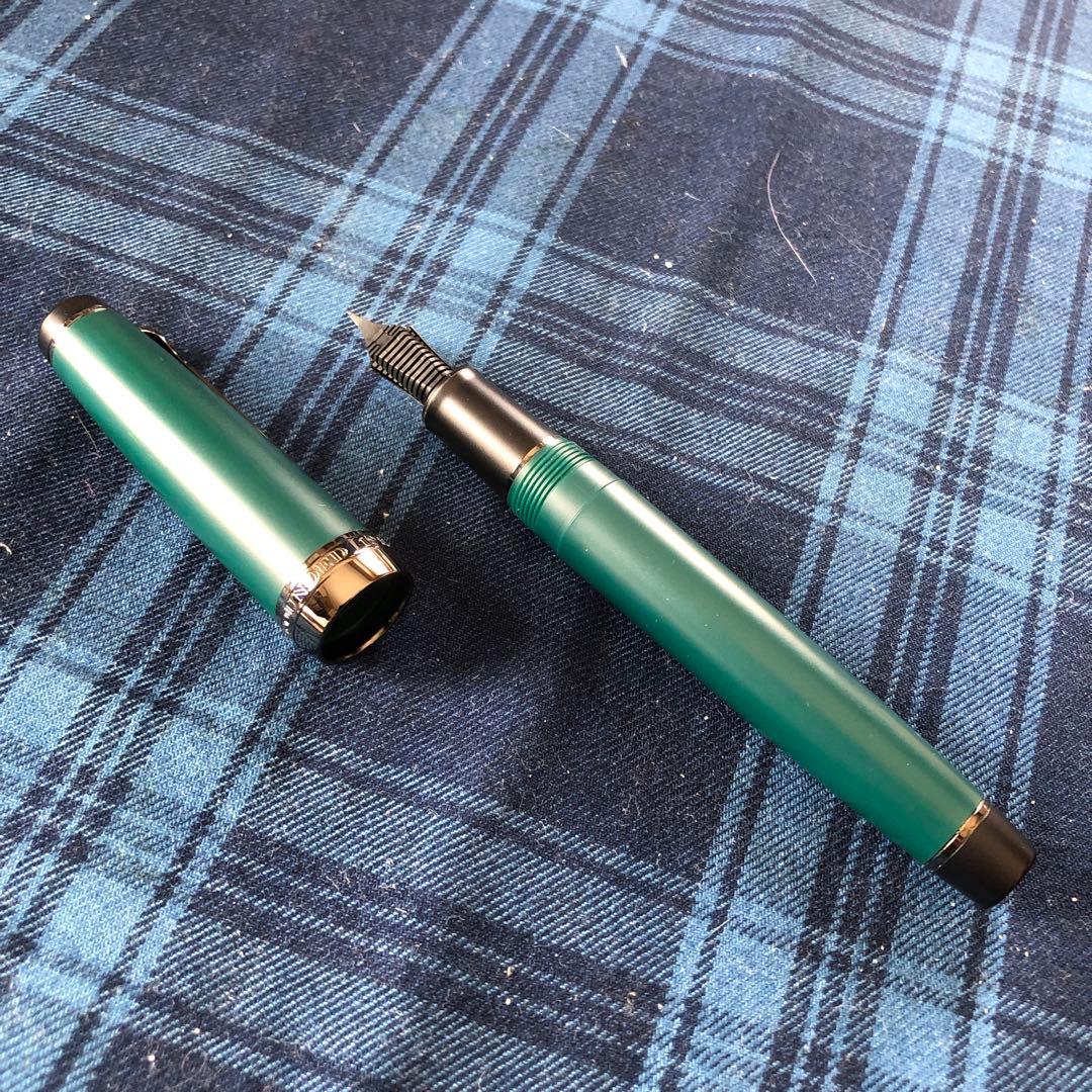 SAILOR セーラー万年筆 プロフェッショナルギア 京王アートマン限定 中細字