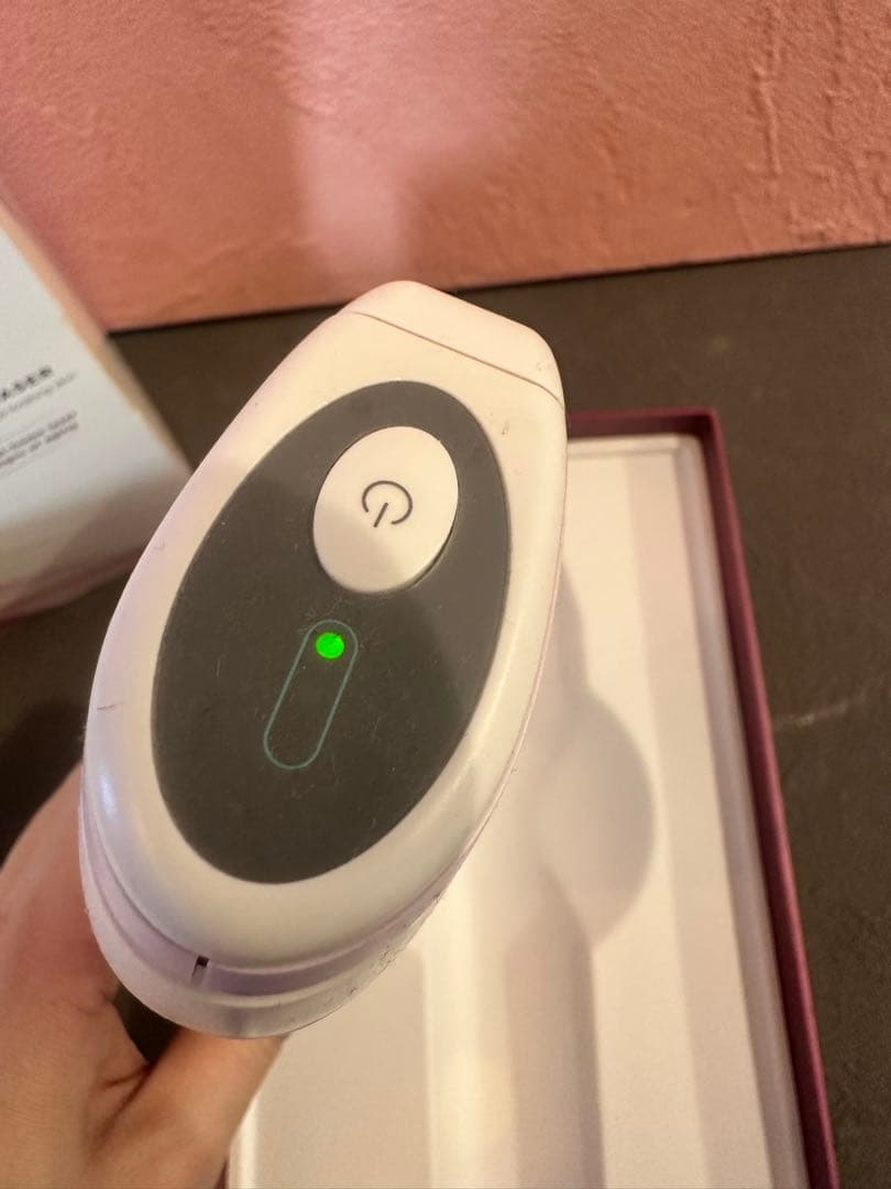 tria SKIN AGING CARE LASER 美顔器