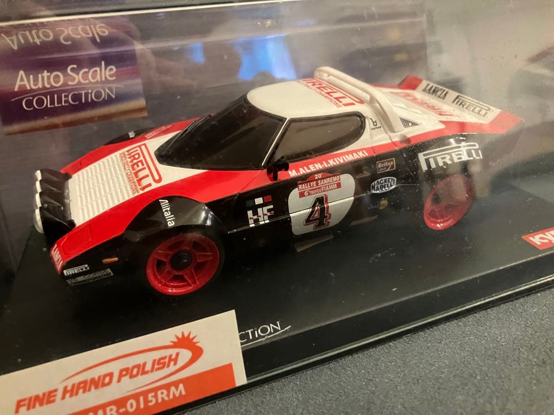 京商　ミニッツ　ランチアストラトス　ボディー