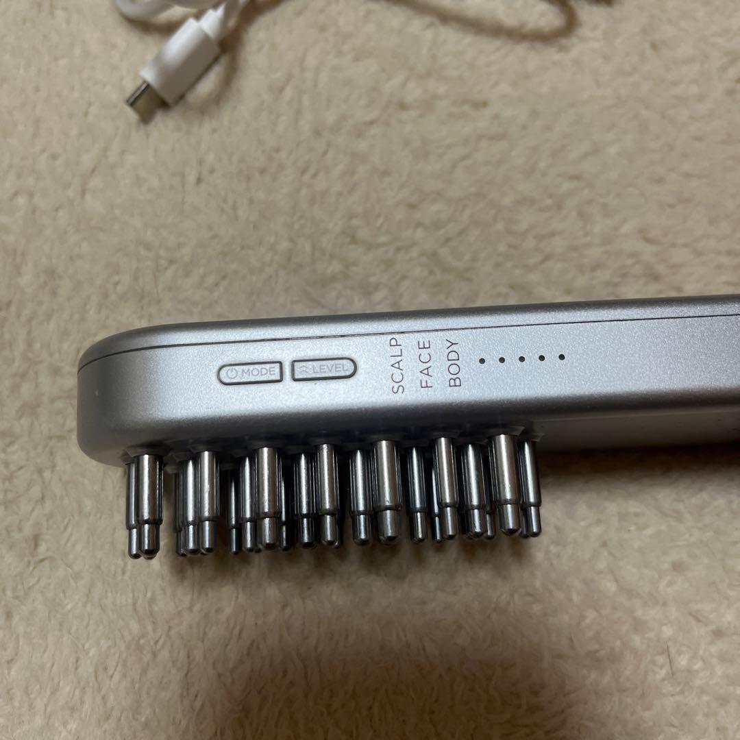SALONIA EMS LIFT BRUSH シルバー