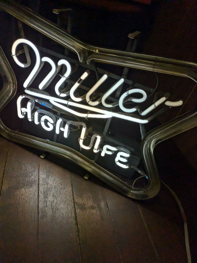 C*!様 70s　ネオンサイン Miller ビール　neon sign bee