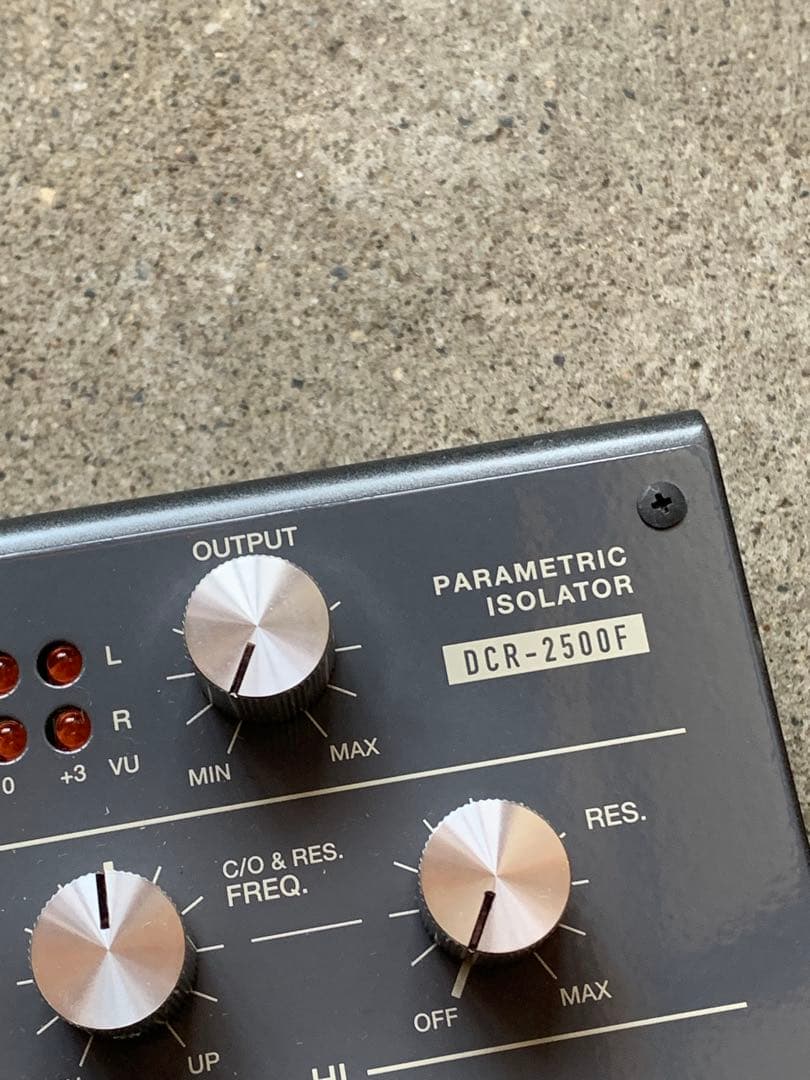 VESTAX DCR-2500F パラメトリック アイソレーター
