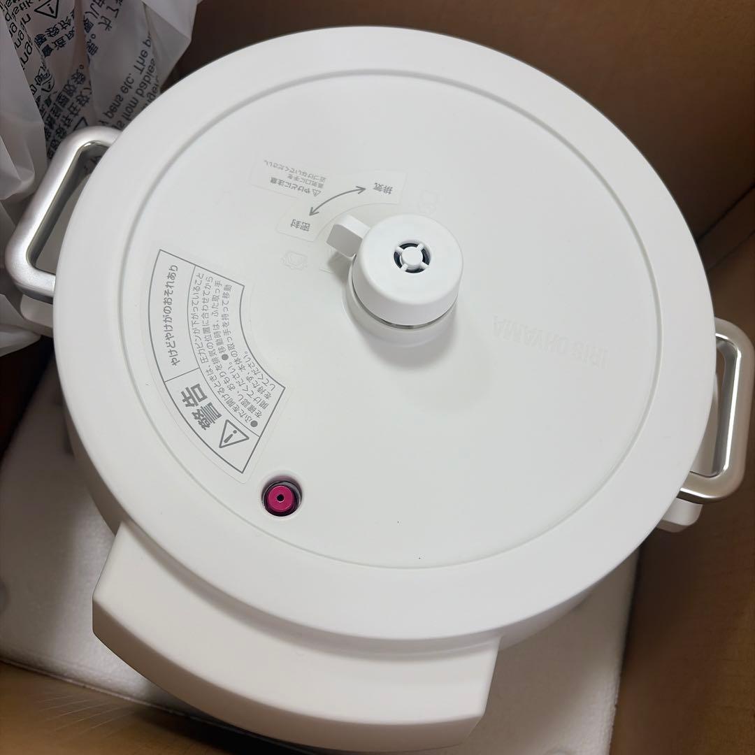 新品未使用！アイリスオーヤマ4.0L電気圧力鍋PC-MA4-W白　低温発酵蒸し器