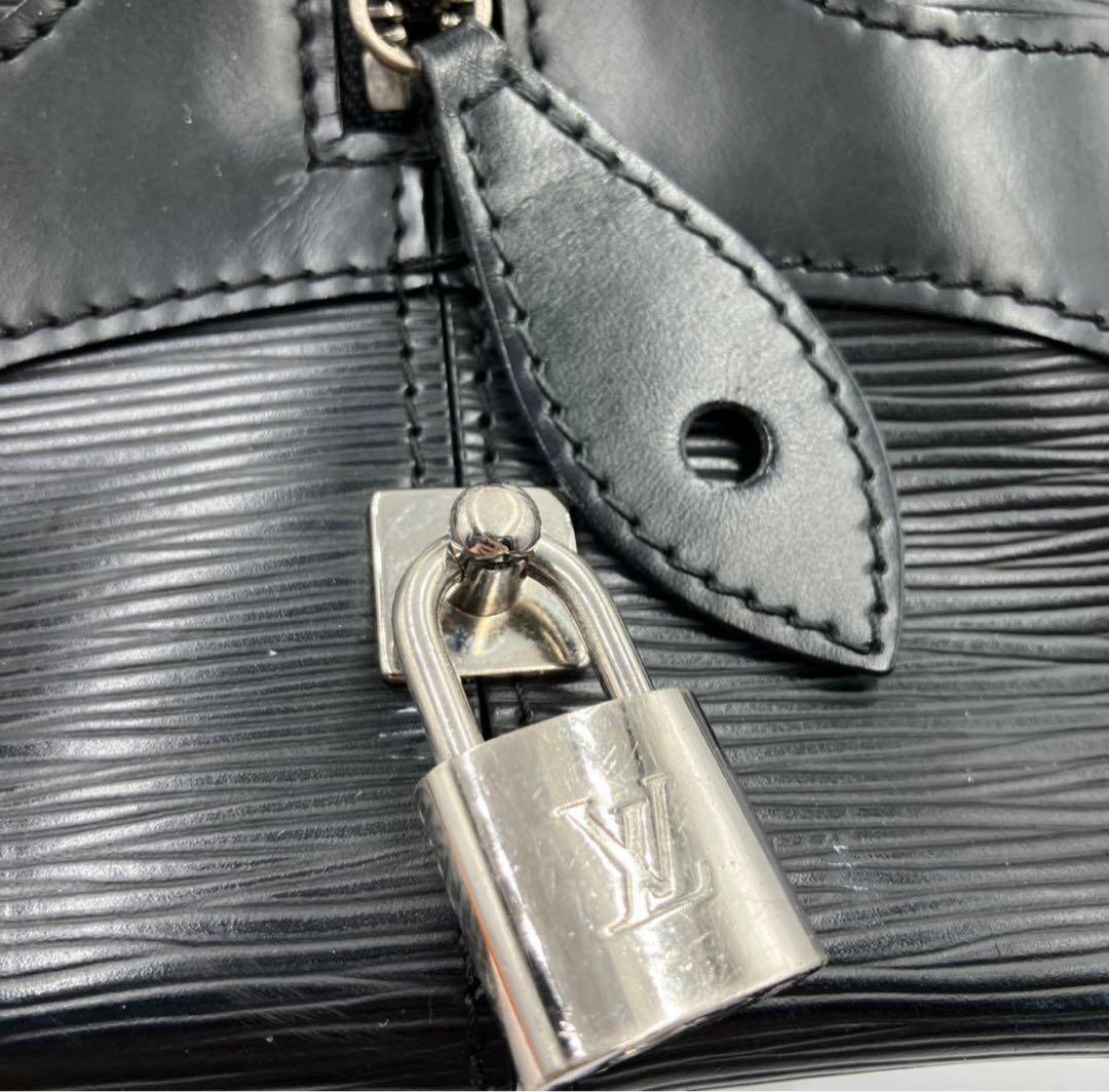 LOUIS VUITTON エピ ボーリング モンテーニュGM M59312