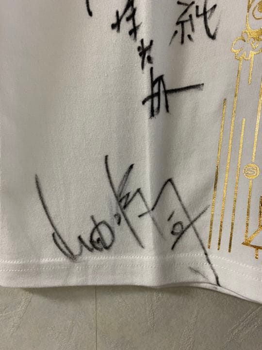 未使用品 THE BACK HORN メンバー直筆サイン入りTシャツ 山田将司