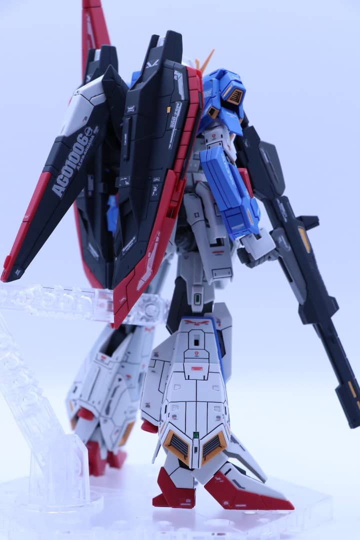RG 1/144 ゼータガンダム Zガンダム 変形可能【改修 塗装 完成品】