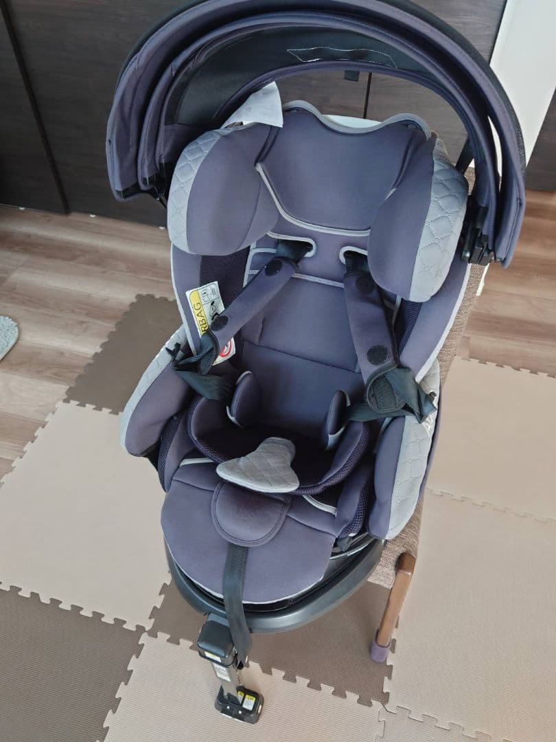 Aprica　フラディアグロウ　ISOFIX　プレミアム