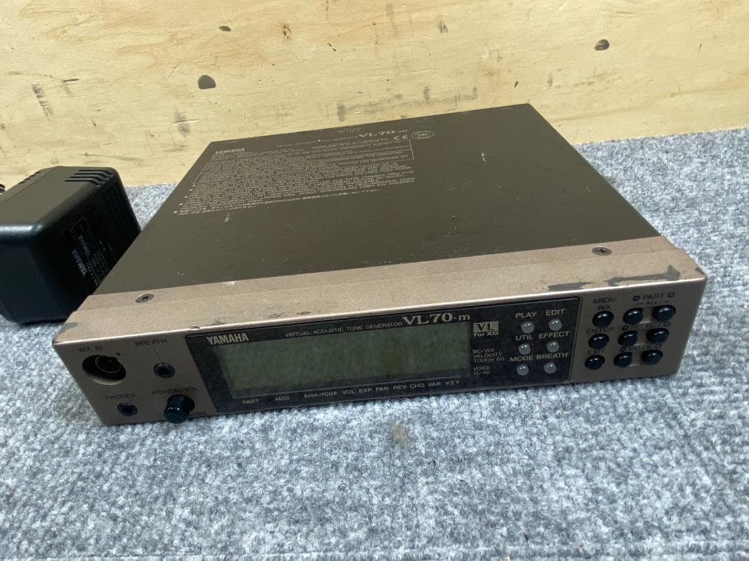 1026 YAMAHA VL70-m 音源モジュール