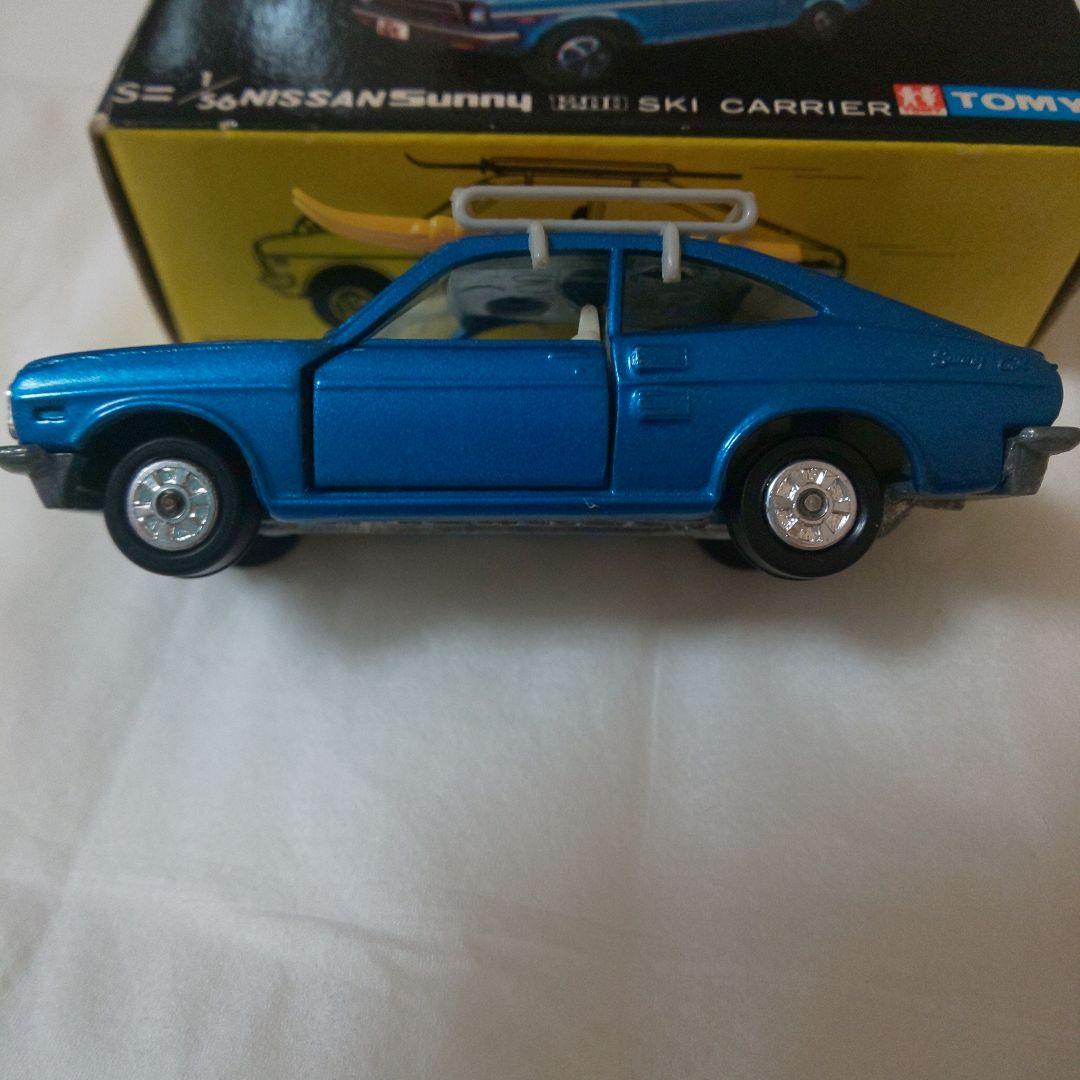 黒箱48ニッサン サニー1200スキーキャリア