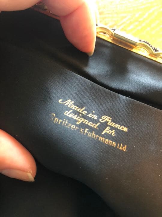 アンティーク　マイクロガラスビーズと刺繍　バッグ