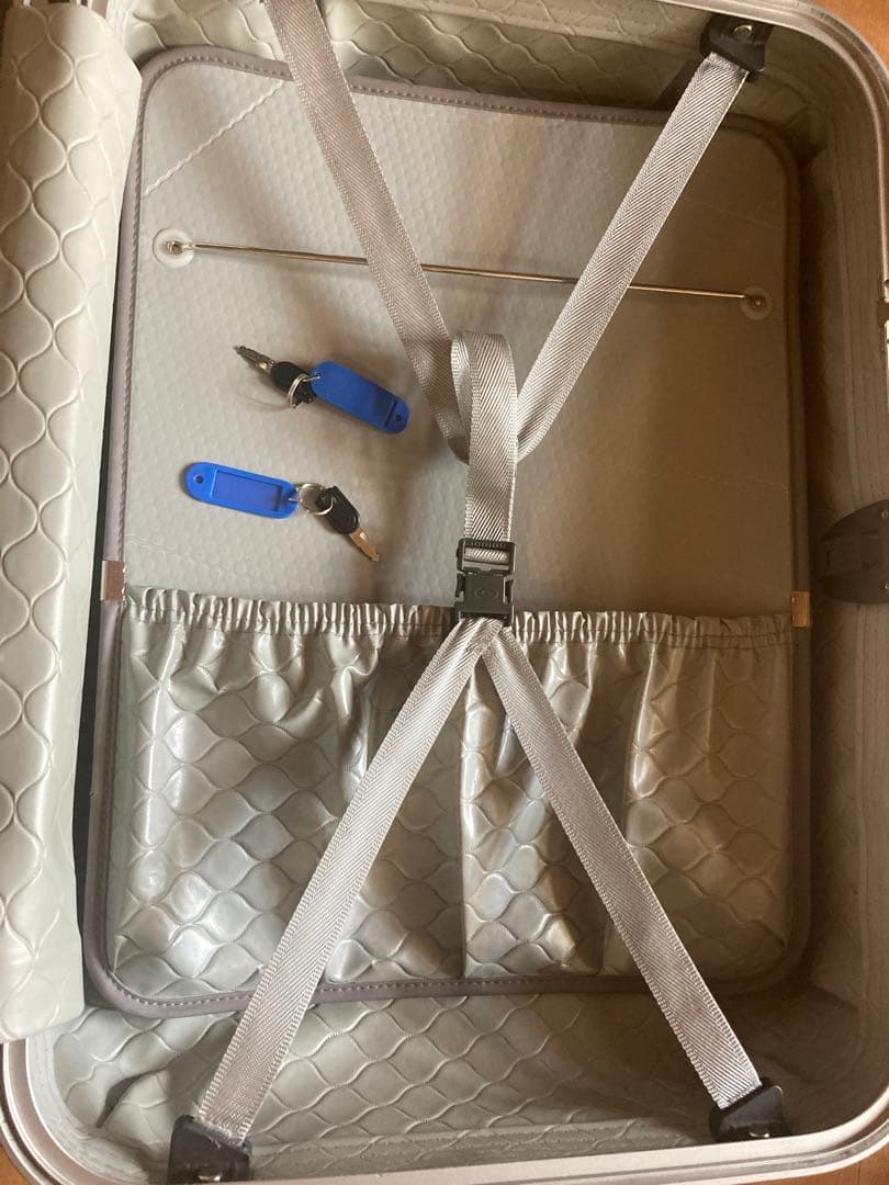 プロテカ　エキノックスライト　スーツケース