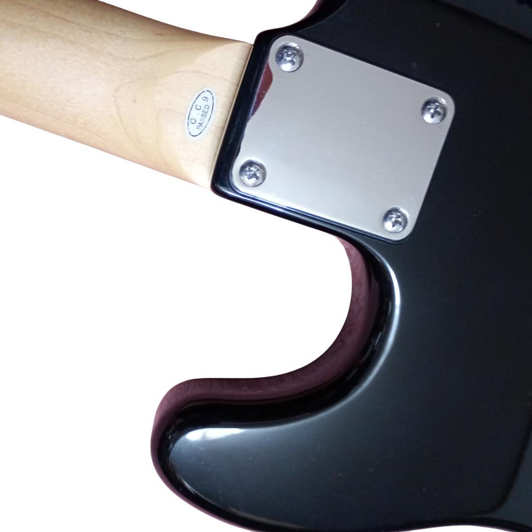 ヘンダー(Hender)　ジャクソンハムバッカー搭載　ストラト改