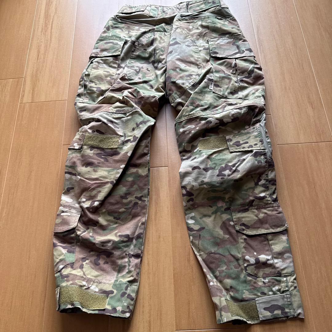 LayLax 迷彩柄 戦闘服 Mサイズ