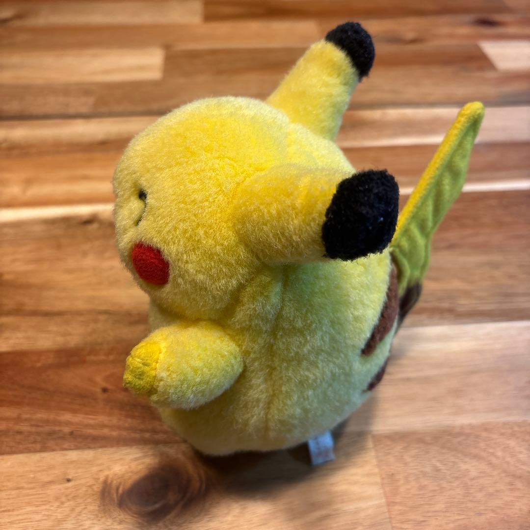 初期 ピカチュウ ぬいぐるみ　にっこり　TOMY トミー