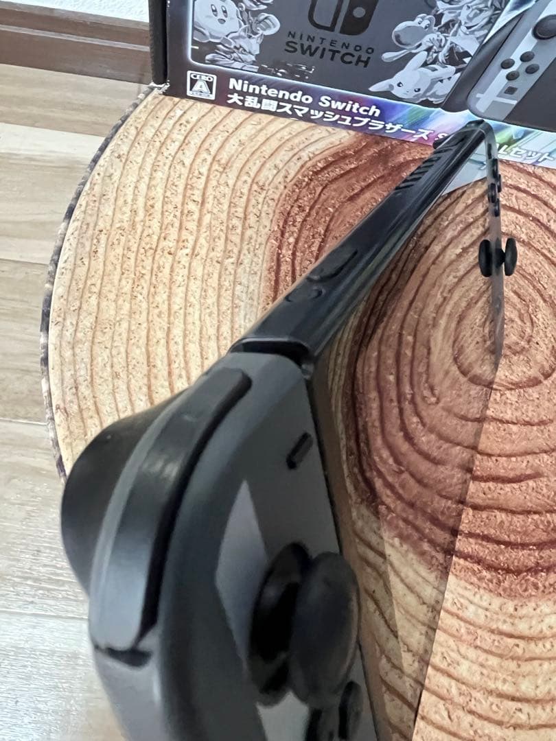 Nintendo Switch ニンテンドースイッチ本体　スマブラモデル