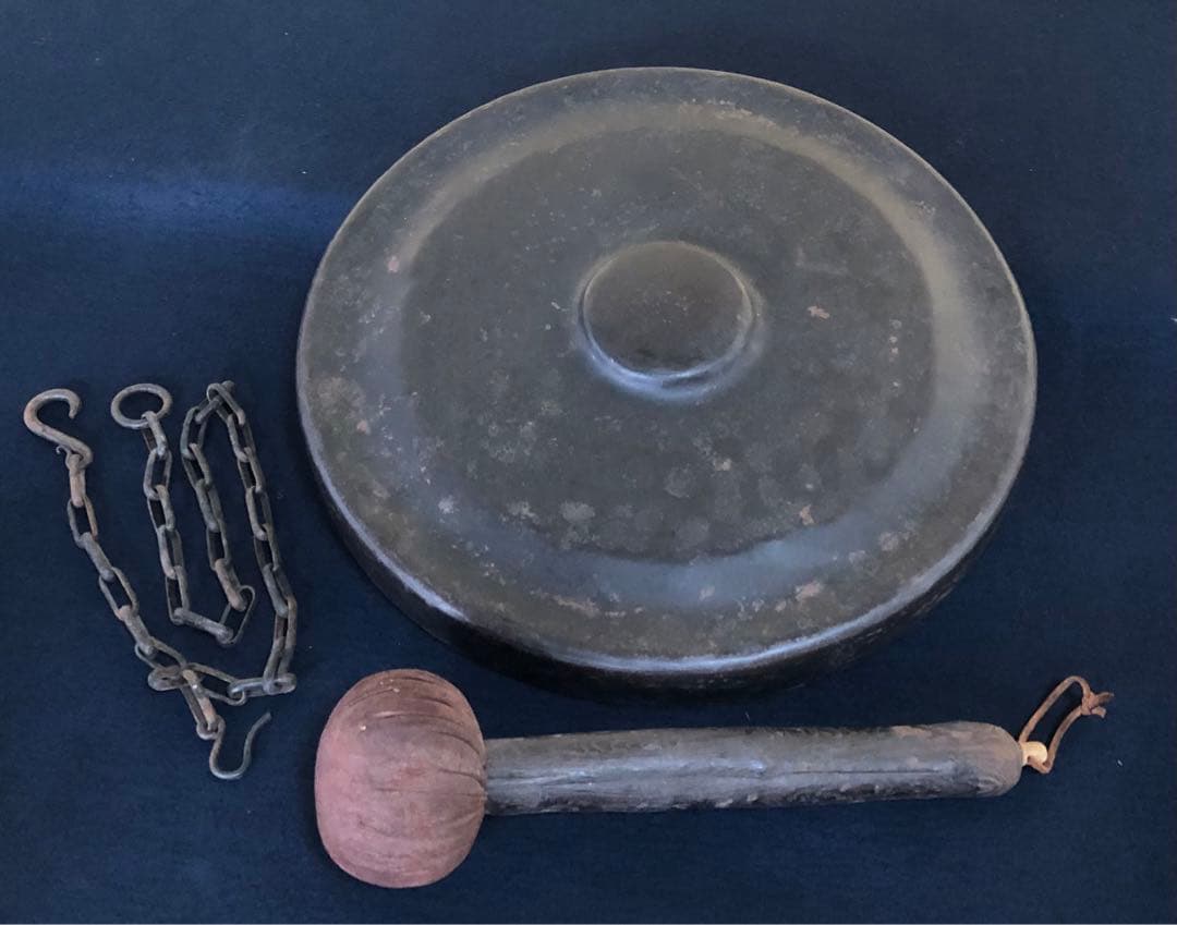 《R》茶道具 銅鑼 ドラ 撥 吊鎖付 銅羅 鳴物 仏具　260108き1