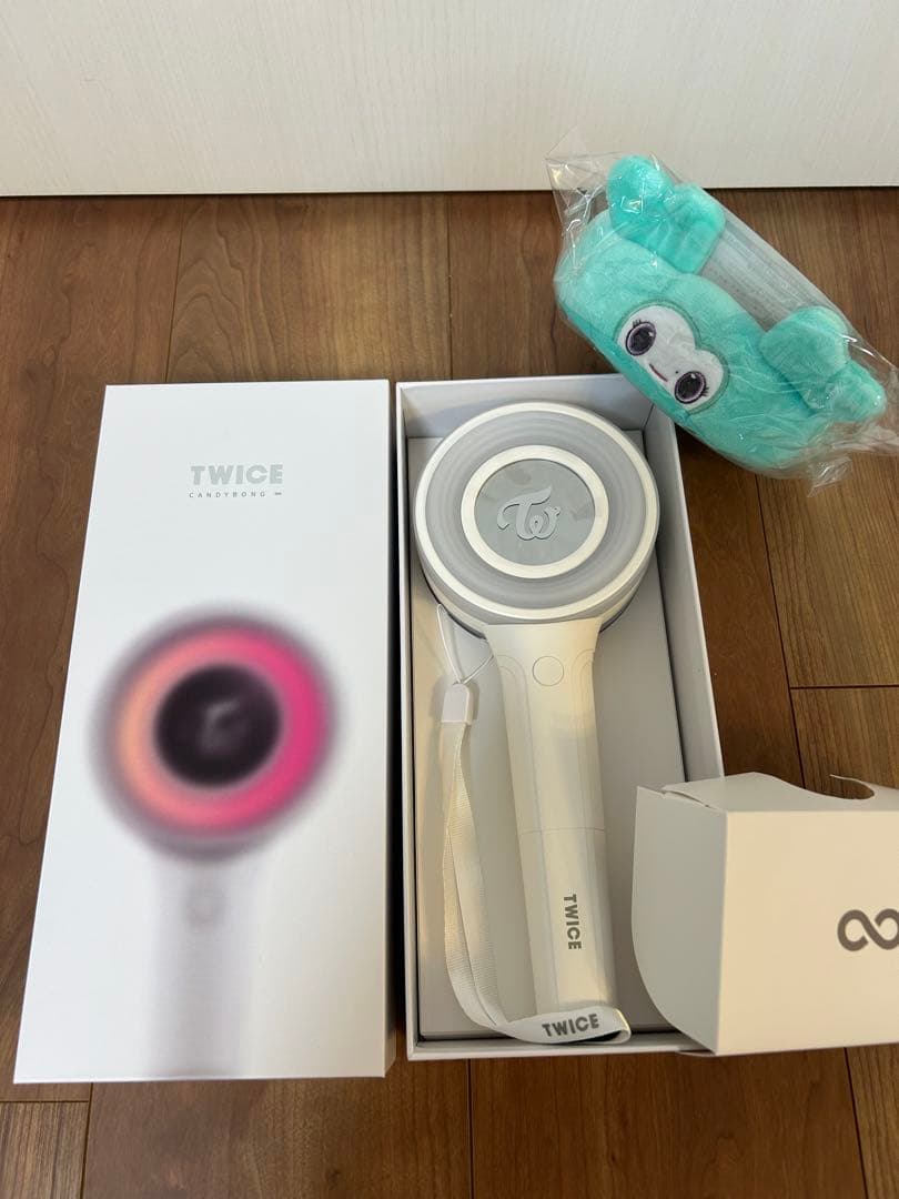 【3連休特価】おまけ付き TWICE CANDYBONG ペンライト&カバー