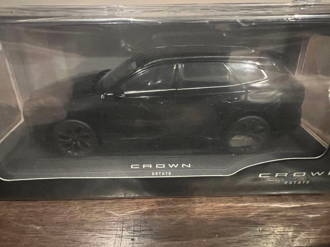新型クラウンエステートミニカー