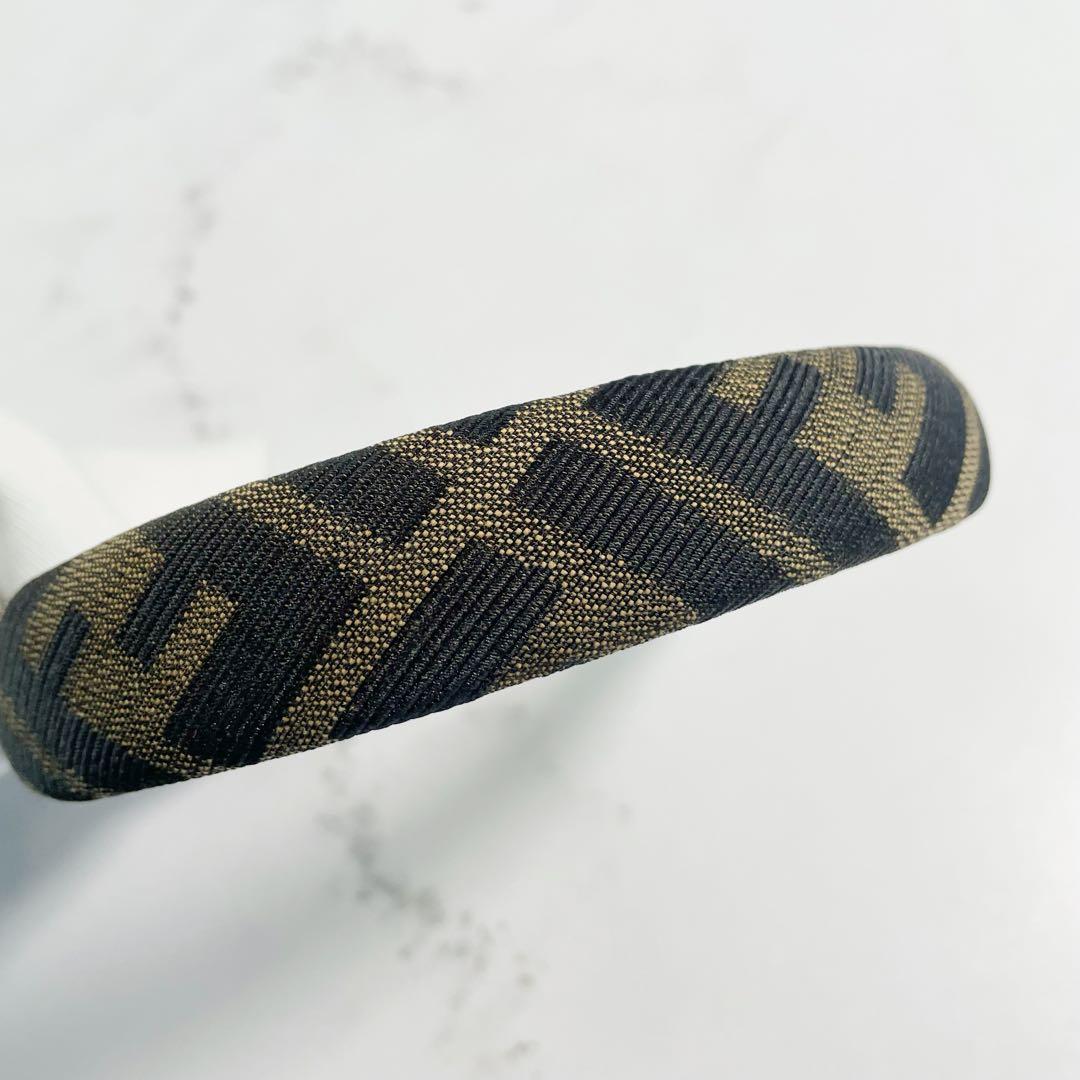 FENDI　フェンディ　カチューシャ　ズッカ柄　ヘアアクセサリー　ヘアバンド