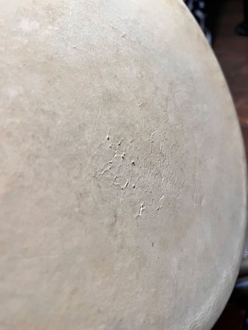 杉浦太鼓店 / 特注 宮太鼓（鋲打太鼓）国産牛皮・国産欅胴・バチ・特注台座付き