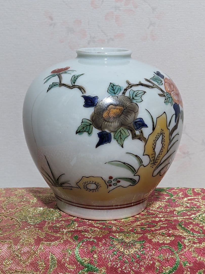 ♦11代酒井田柿右衛門 岩牡丹文様壺小壺 明治時代〜大正時代 古美術骨董品