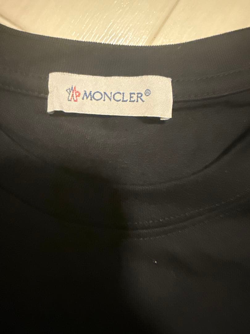 MONCLERブラック Tシャツ M