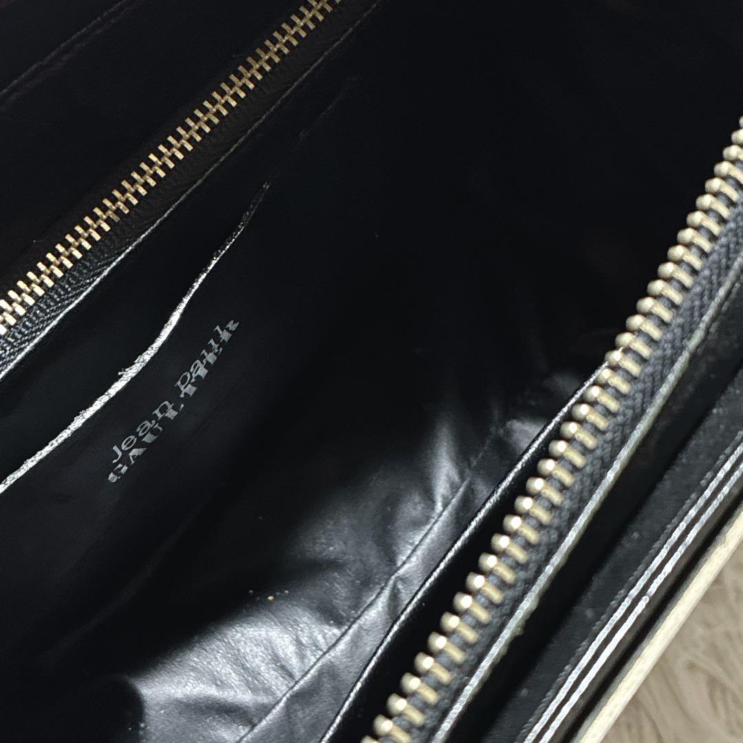 miwako ☆ ジャンポールゴルチエ　メタルプレート　ハンドバッグ　無地