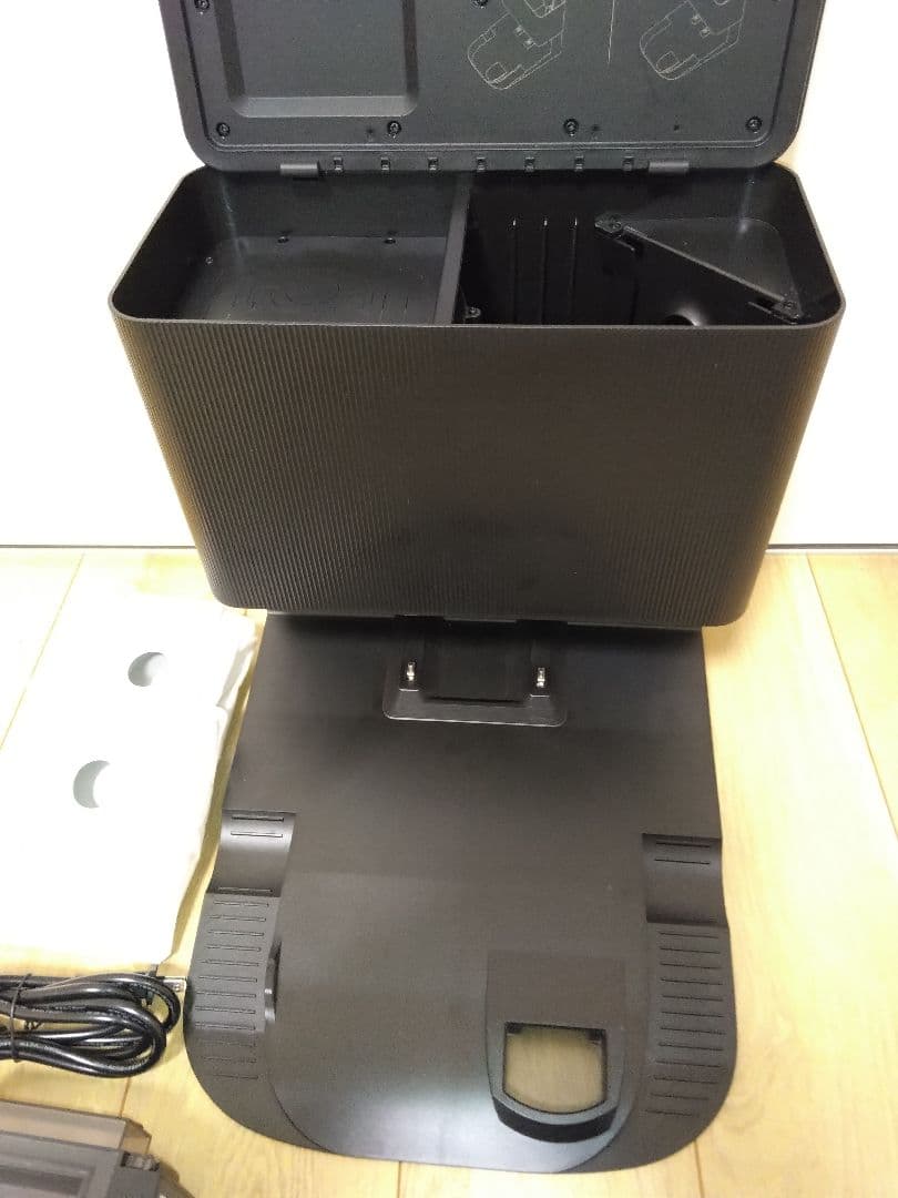 【使用半年】ルンバij用クリーンベース&専用ダストボックス、新品紙パックセット