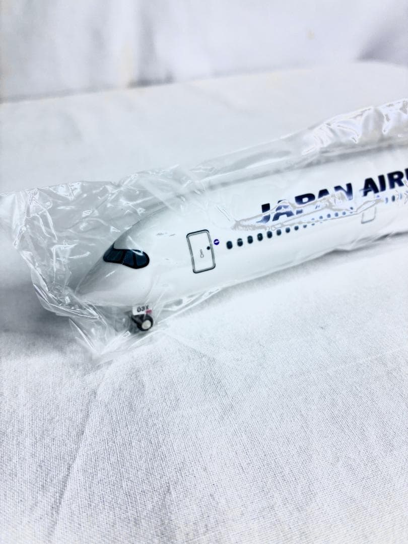 【新品未使用】JAL / AIRBUS A350-900 日本航空 1/200