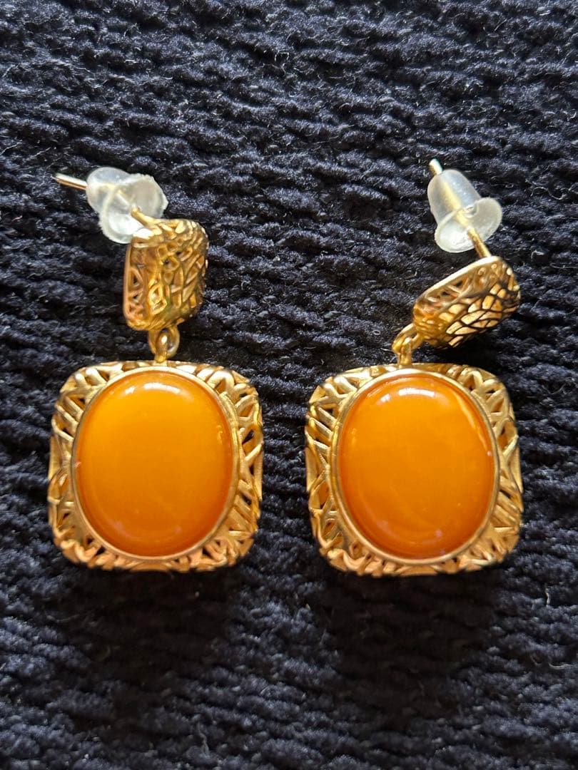 ◇天然琥珀 シルバー925メッキ金嵌め インレイ 3点セット【箱、鑑定書 付】