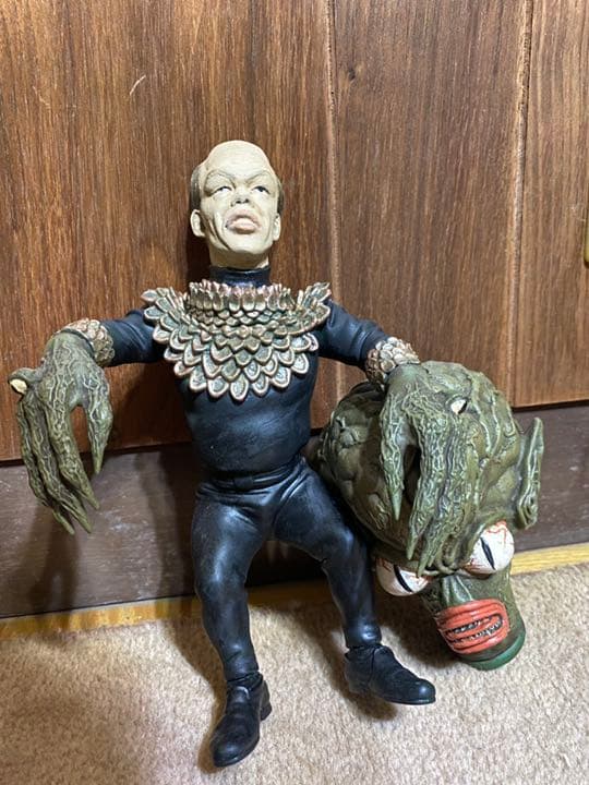 暗闇の悪魔　大頭人の襲来