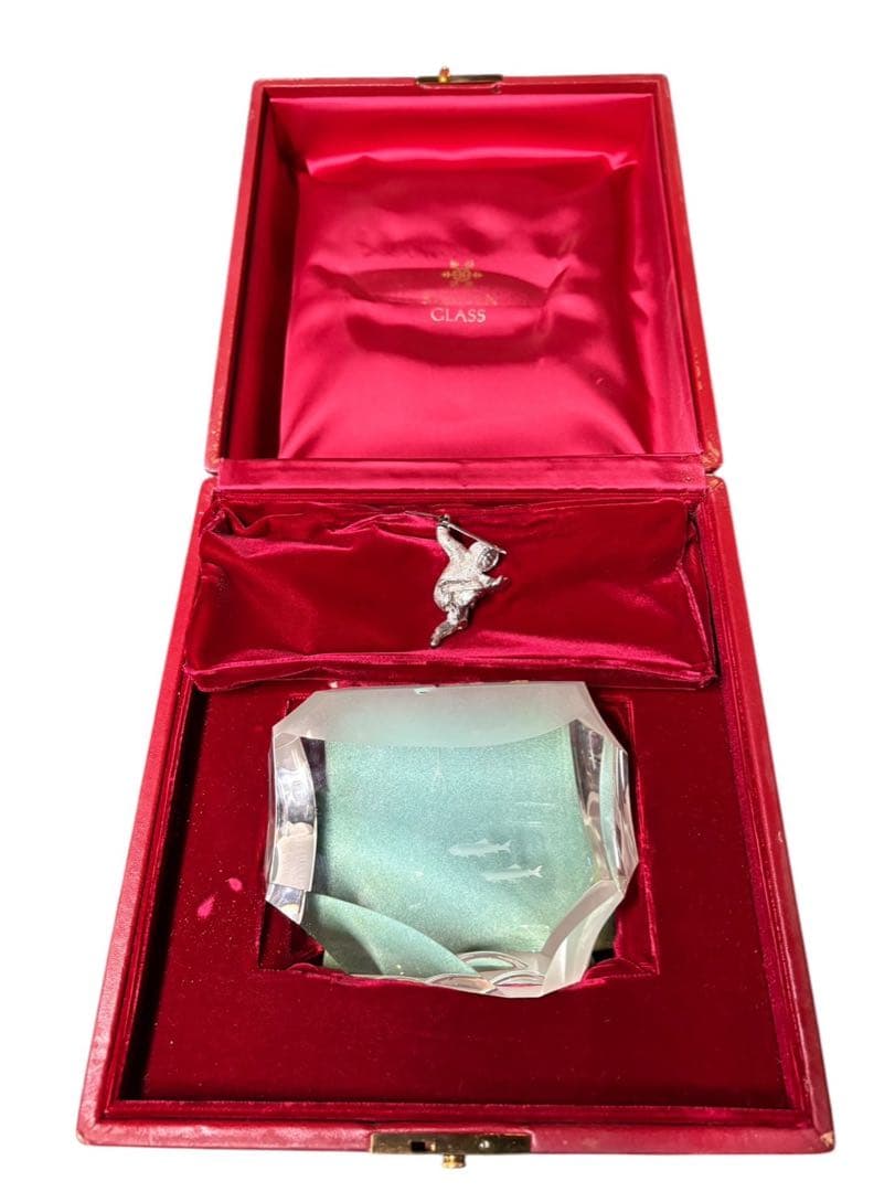 スチューベン　STEUBEN 北極の漁師　FISHERMAN クリスタル　置物