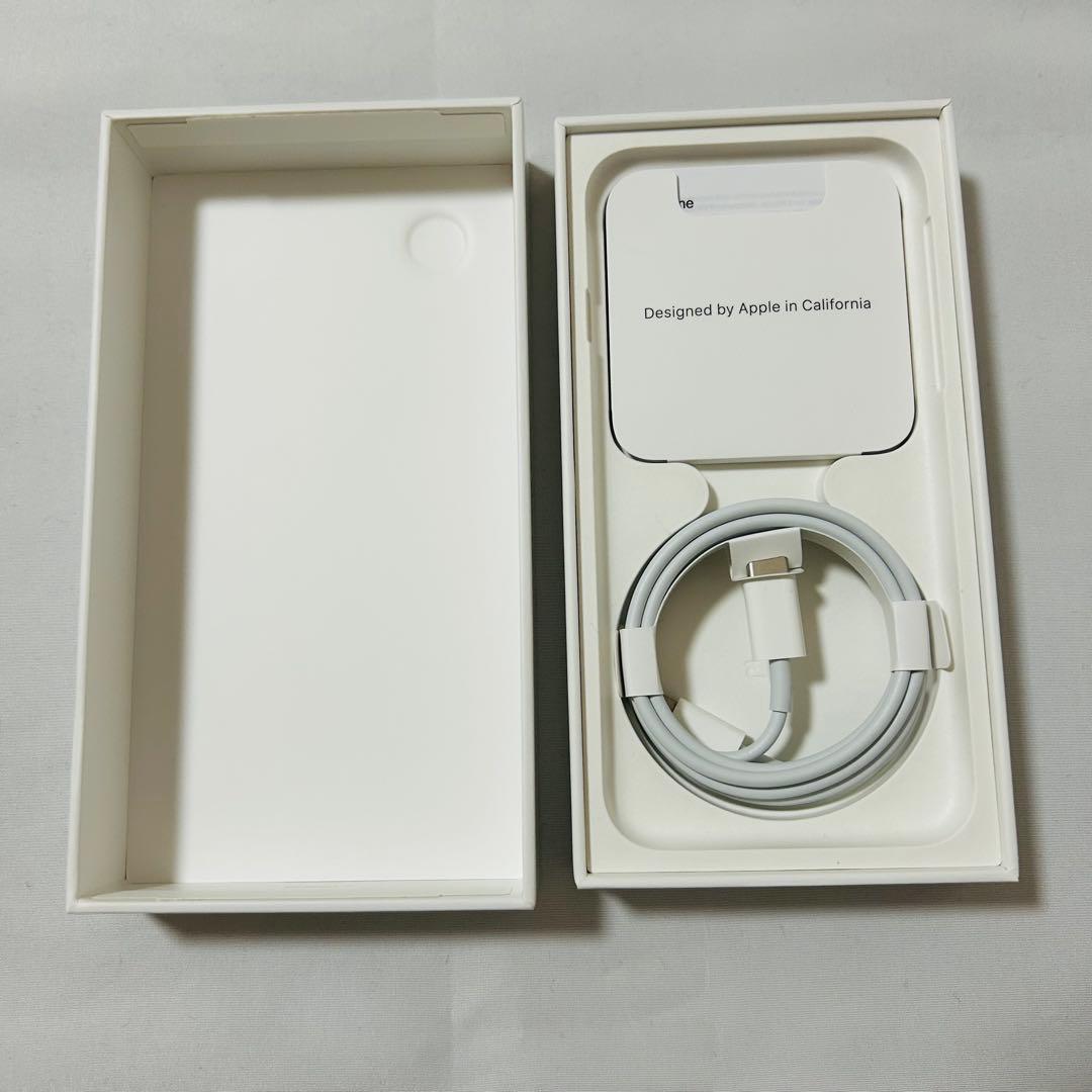 iPhone SE 第3世代 白 SIMフリー スターライト