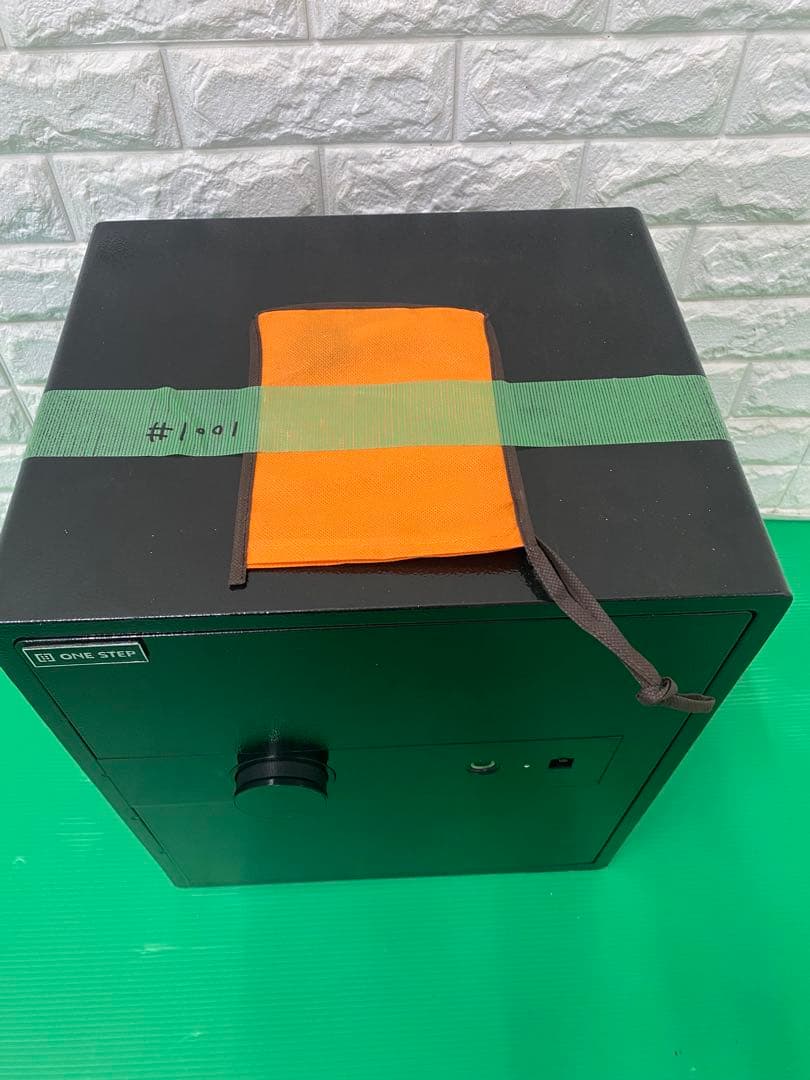 ONE STEPデジタル金庫　セキュリティボックス