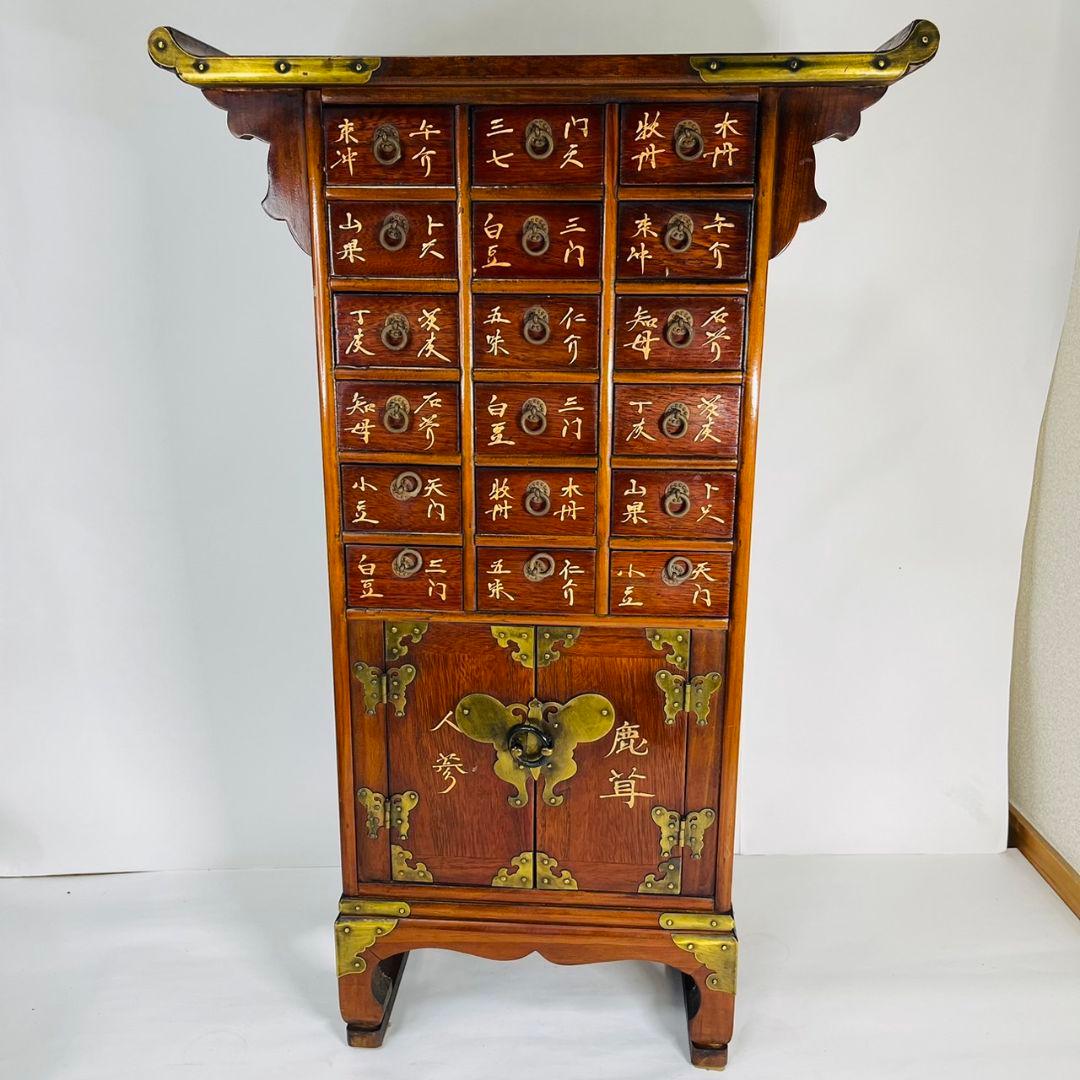 李朝家具　薬箪笥　箪笥　薬棚　ヤクジャン　キャビネット　引出し　小物　朝鮮　韓国