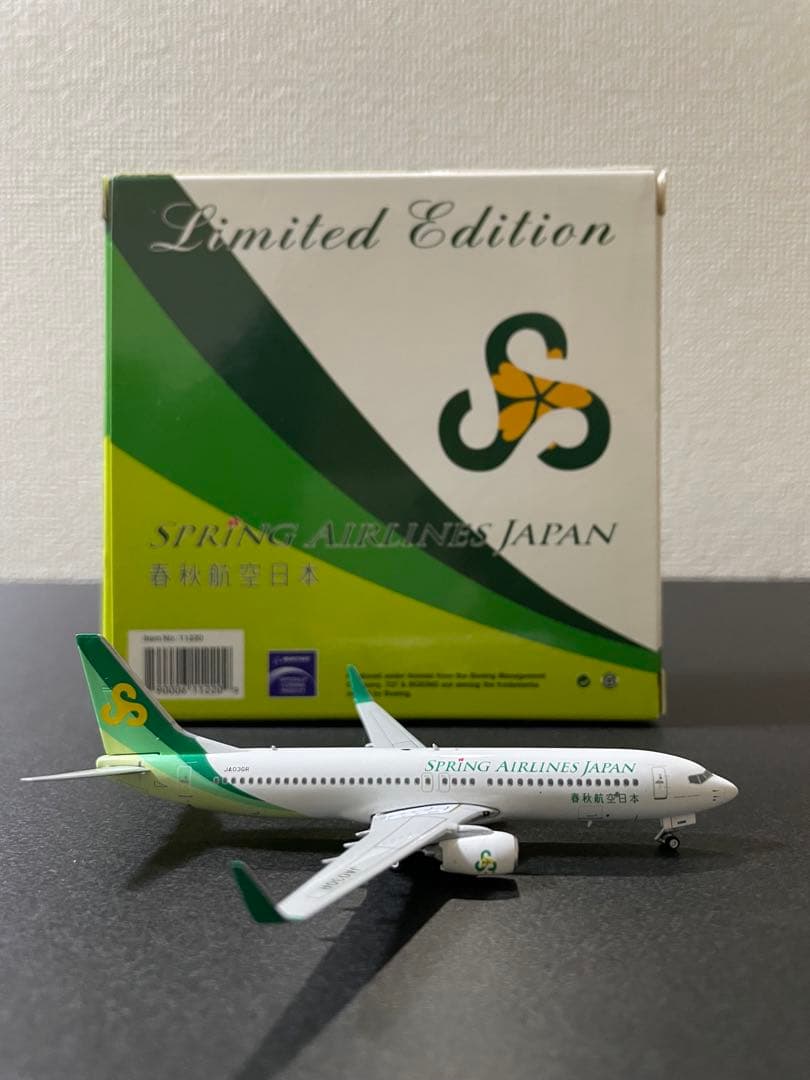 【新品】春秋航空日本 ボーイング737-800 フェニックス 1/400