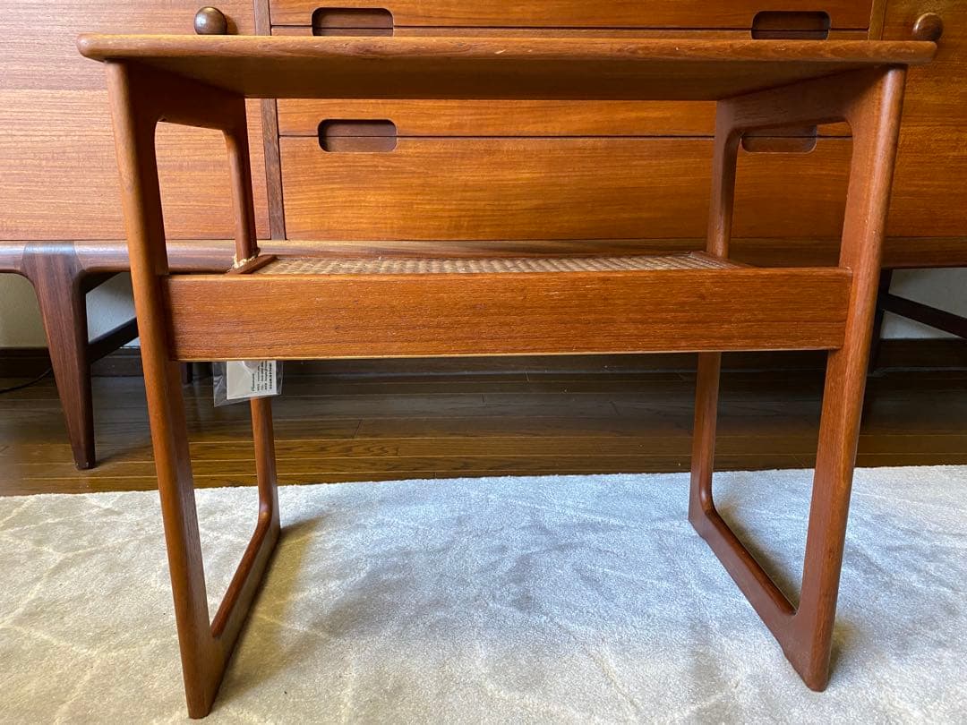 デンマーク　ヴィンテージ　サイドテーブル