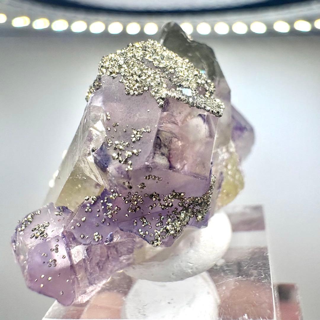 576 中国 内モンゴル産 フローライト&パイライト&クォーツ