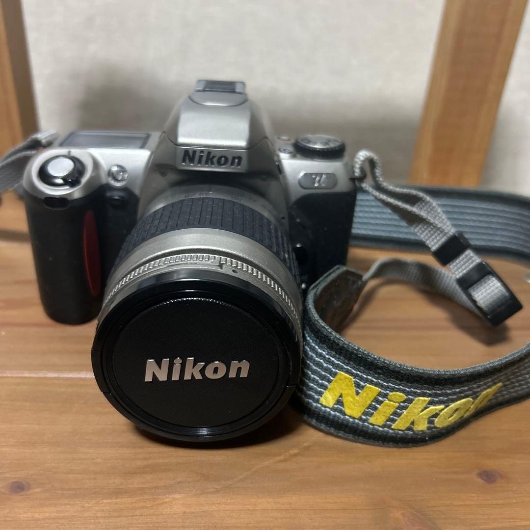 一眼レフカメラ　フィルム式